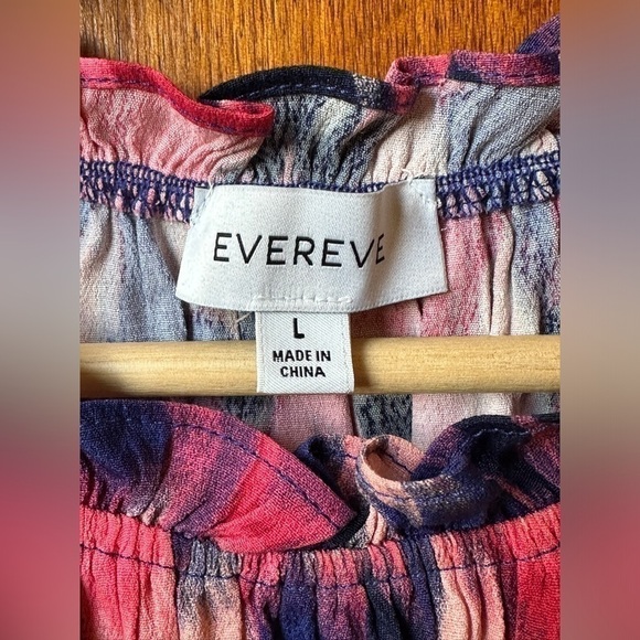 Evereve bright sleeveless top - Picture 2 of 4